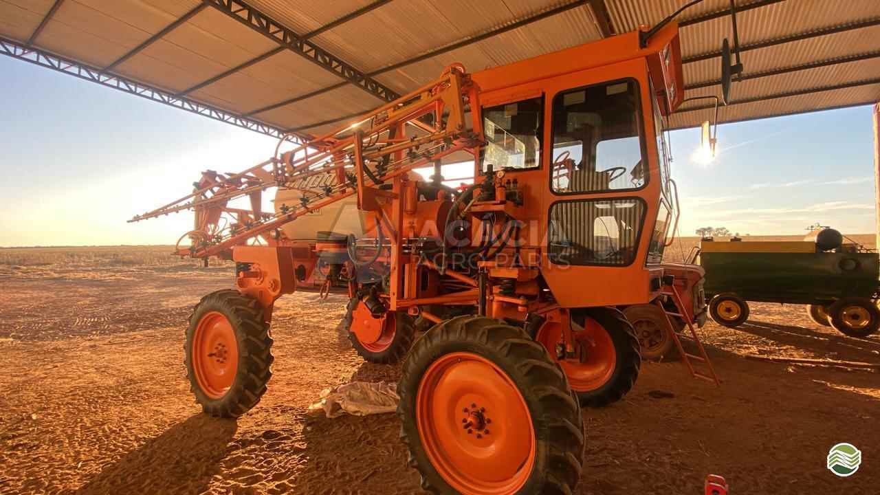 PULVERIZADOR JACTO UNIPORT 2000 Tração 4x2 Acácia Agro Parts PARANATINGA MATO GROSSO MT